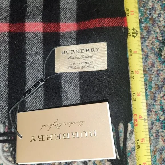 Burberry Black Nova Check Scarf - Picture 3 of 8